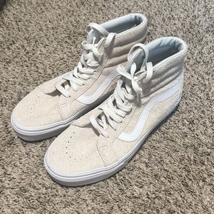 Vans SK8 - Hi Shoe Suede High Top Sneakers in Cream